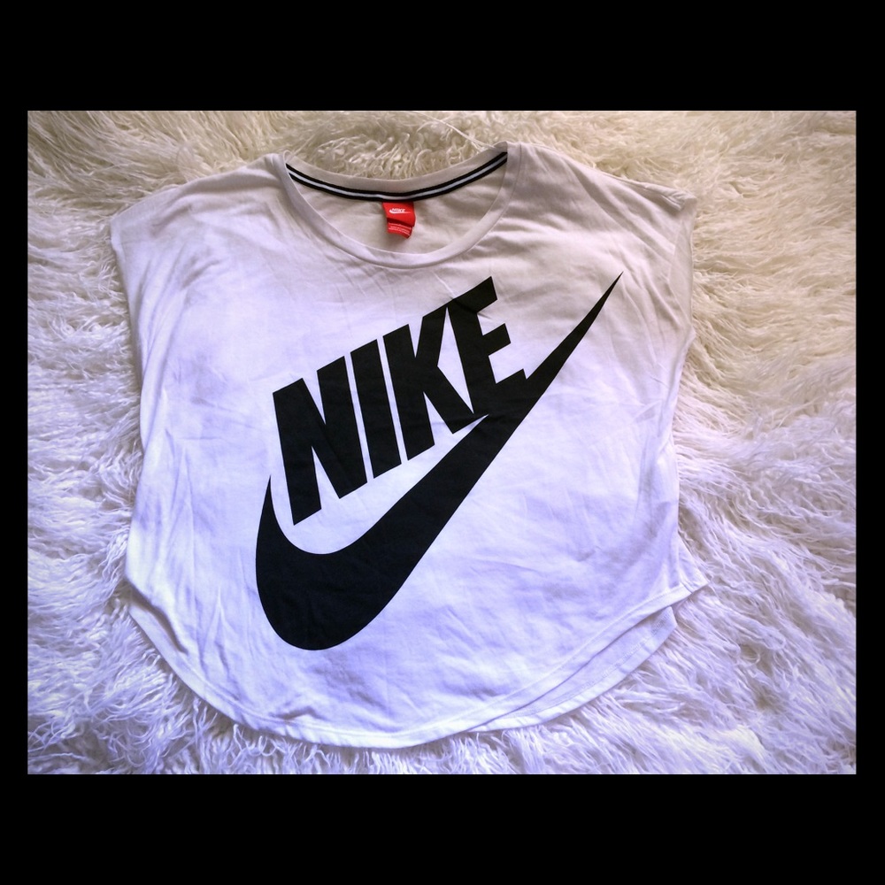 Nike Short Sleeve Slouch Top