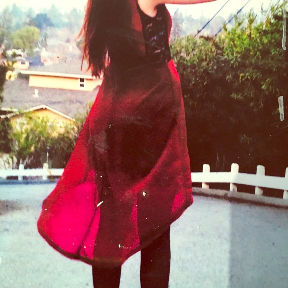 Maroon sleeveless asymmetrical dress w/ black lace