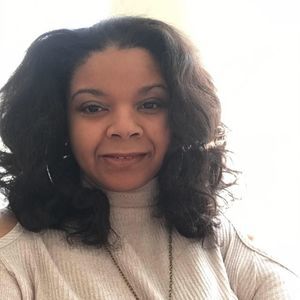 Meet your Posher, Deanna