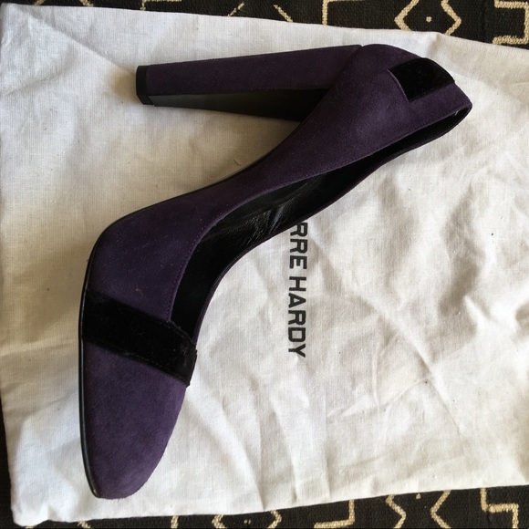 Pierre Hardy Shoes - Purple suede Pierre Hardy pumps with velvet trim Pierre Hardy Shoes - Purple suede Pierre Hardy pumps with velvet trim