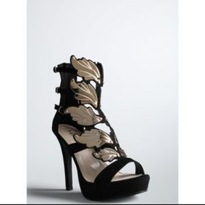 torrid Shoes - New! Torrid Infamous Wing Heels Size 8 torrid Shoes - New! Torrid Infamous Wing Heels Size 8
