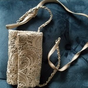 Nwot silver top metallic lace sequin clutch