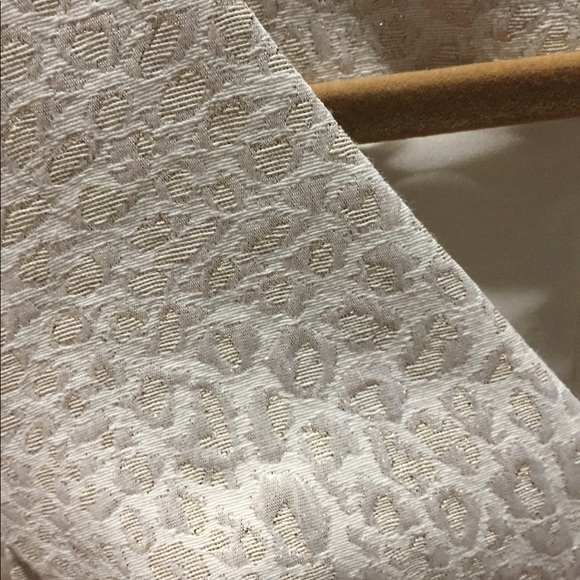 White + Gold Skater Dress Banana Republic - Picture 4 of 4