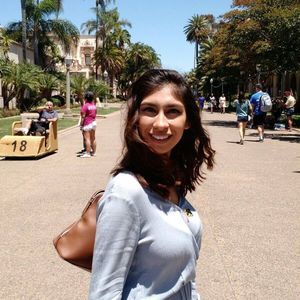 Meet your Posher, Mayra