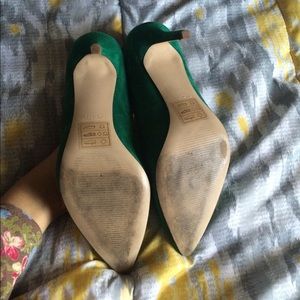 Shoes - Green Suede Aldo Heels🔥🔥 Shoes - Green Suede Aldo Heels🔥🔥