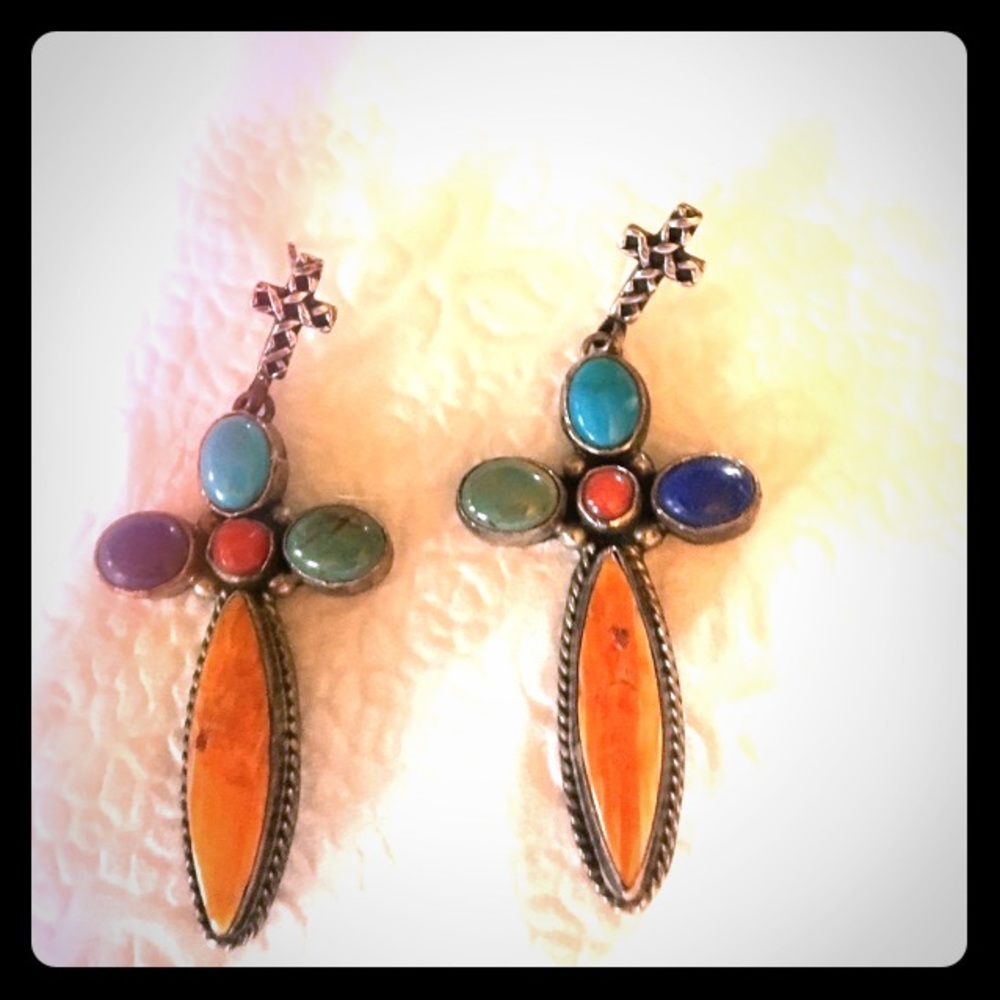 Don Lucas Sterling silver pierced earrings