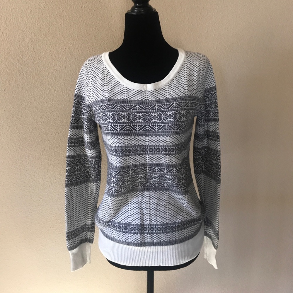 Forever 21 Christmas Sweater