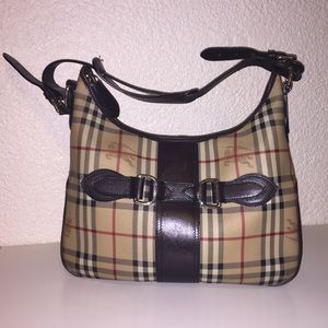 Aurhentuc Burberry Bag Like new, never wear.