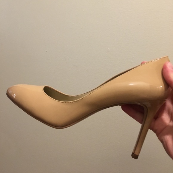 Ann Taylor Shoes - NIB Ann Taylor Skyler Patent Pump Ann Taylor Shoes - NIB Ann Taylor Skyler Patent Pump