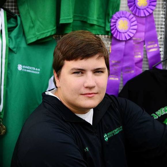 Meet your Posher, Skyler - Picture 1 of 1