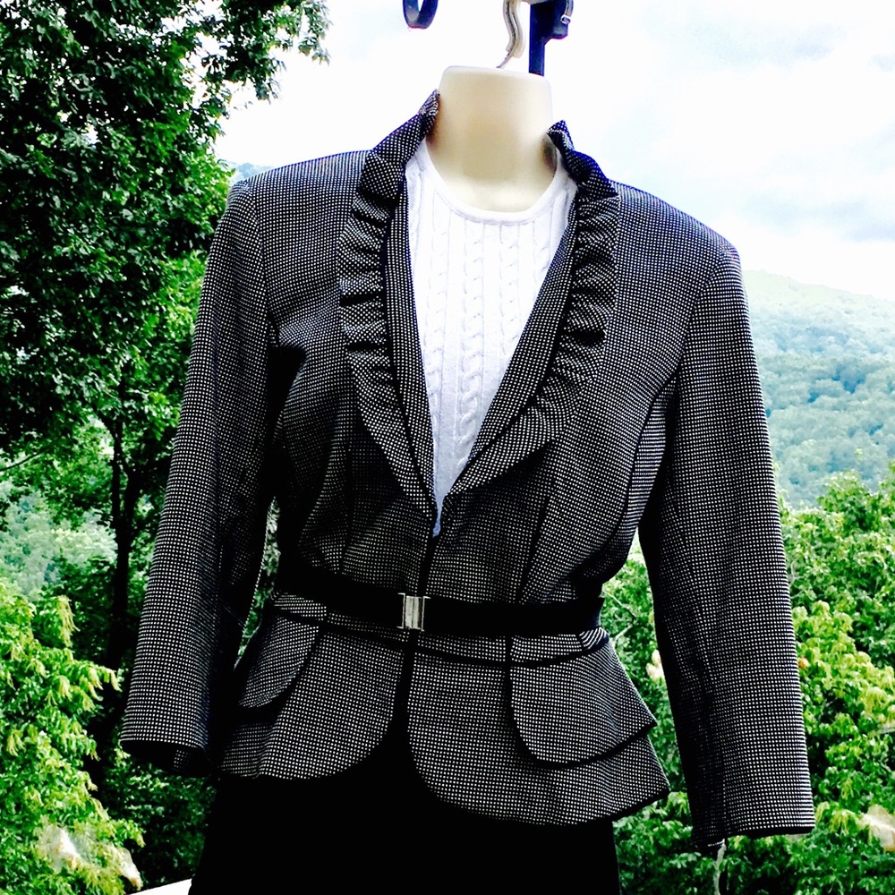 White House/Black Market Size 8 Jacket