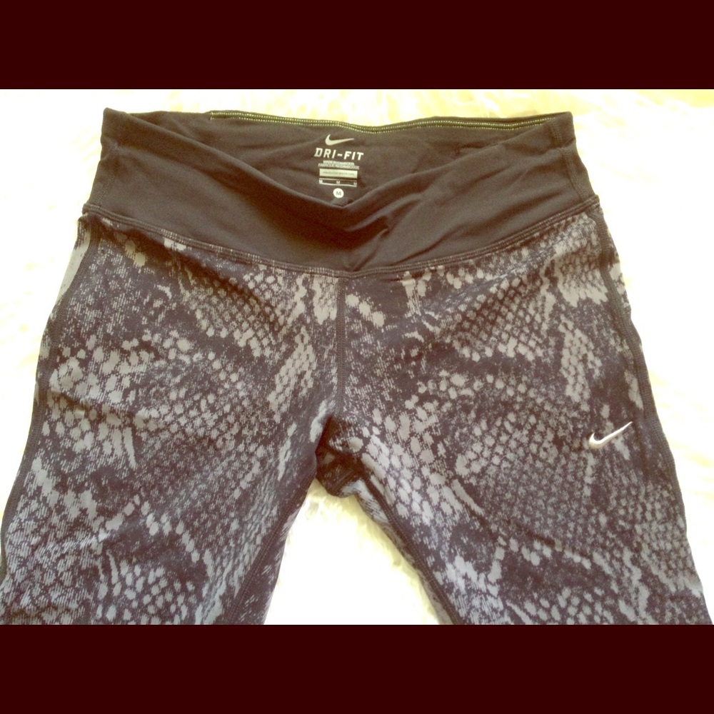 Nike Snake Print Running Tights/Leggings