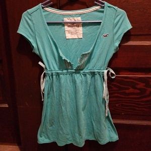 Blue Hollister top