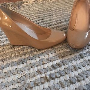 Banana Republic Nude Wedges