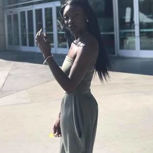 Meet your Posher, Allyah