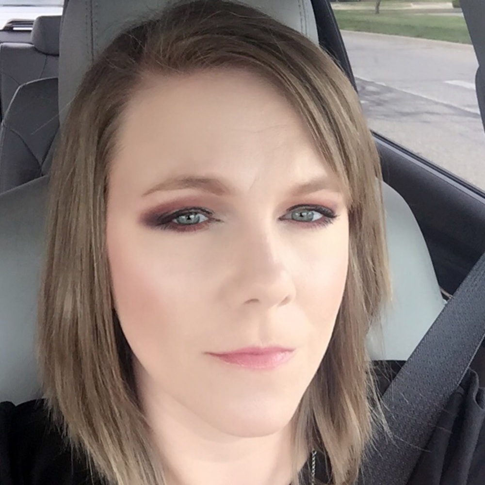 Meet your Posher, Anna