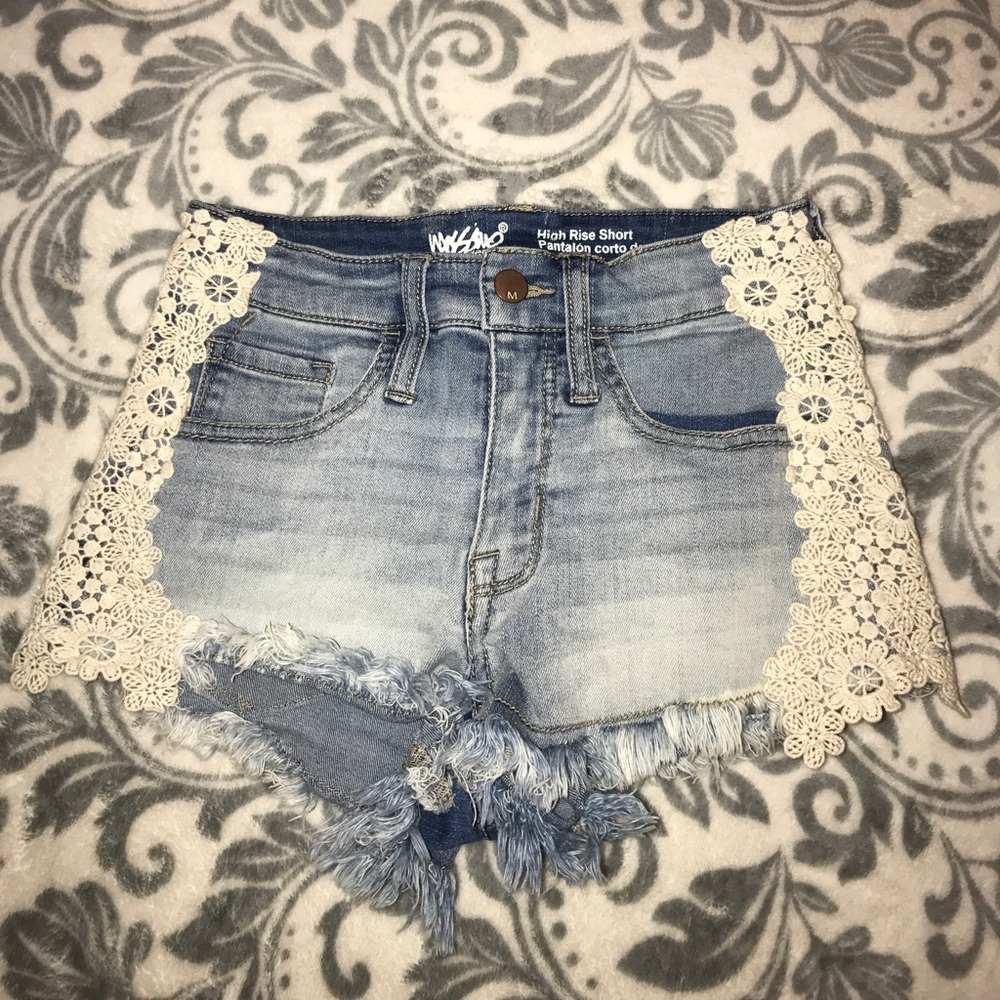 Mossimo High Rise Shorts **super stretch**