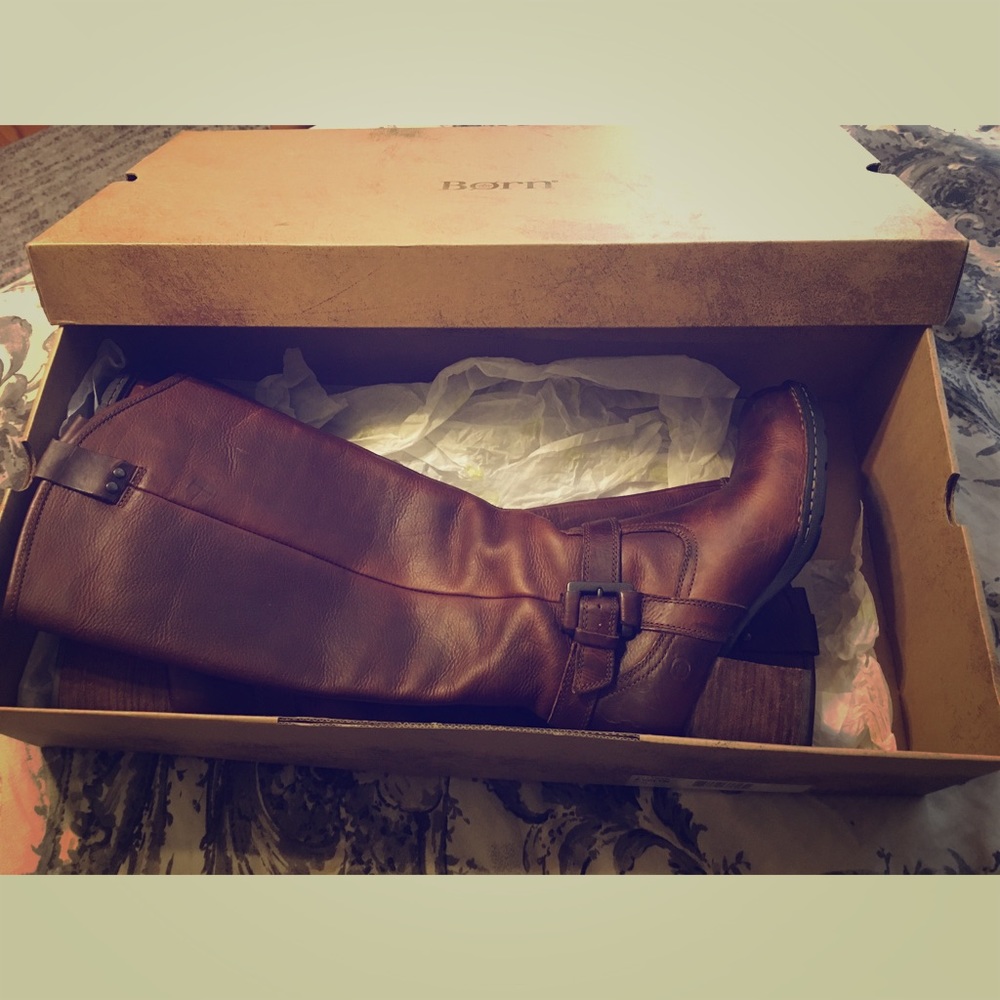 Born Evelyn Boots