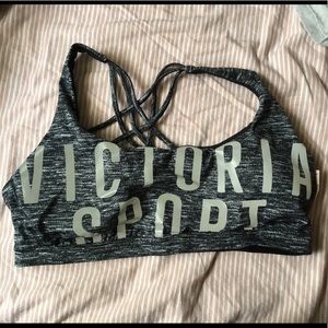Victoria's Secret / Victoria Sport Bra