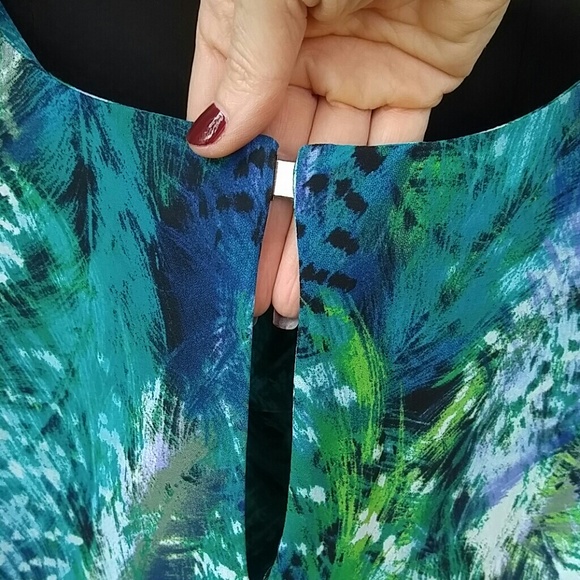 Rose and Olive Blouse Size S - Picture 3 of 5