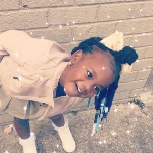 Meet your Posher, Tasha