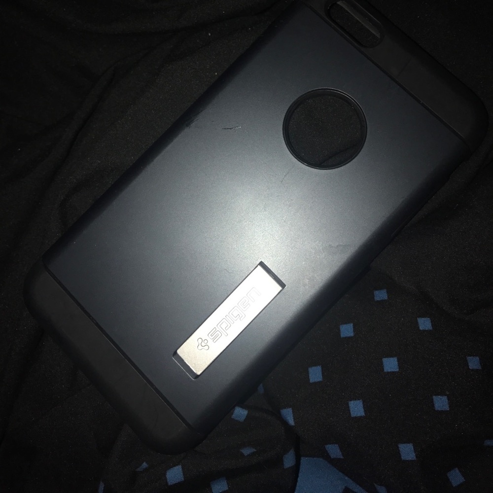 Spigen case