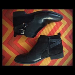 Black H&M ankle boots size 9.5