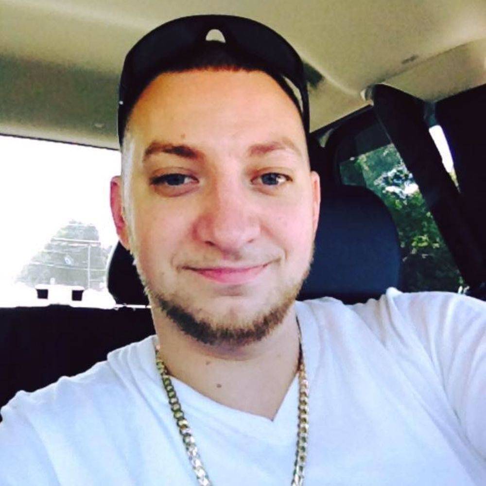 Meet your Posher, Travis