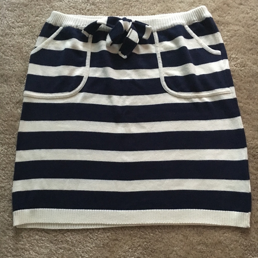 Lilly Pulitzer skirt size 14 fits S.
