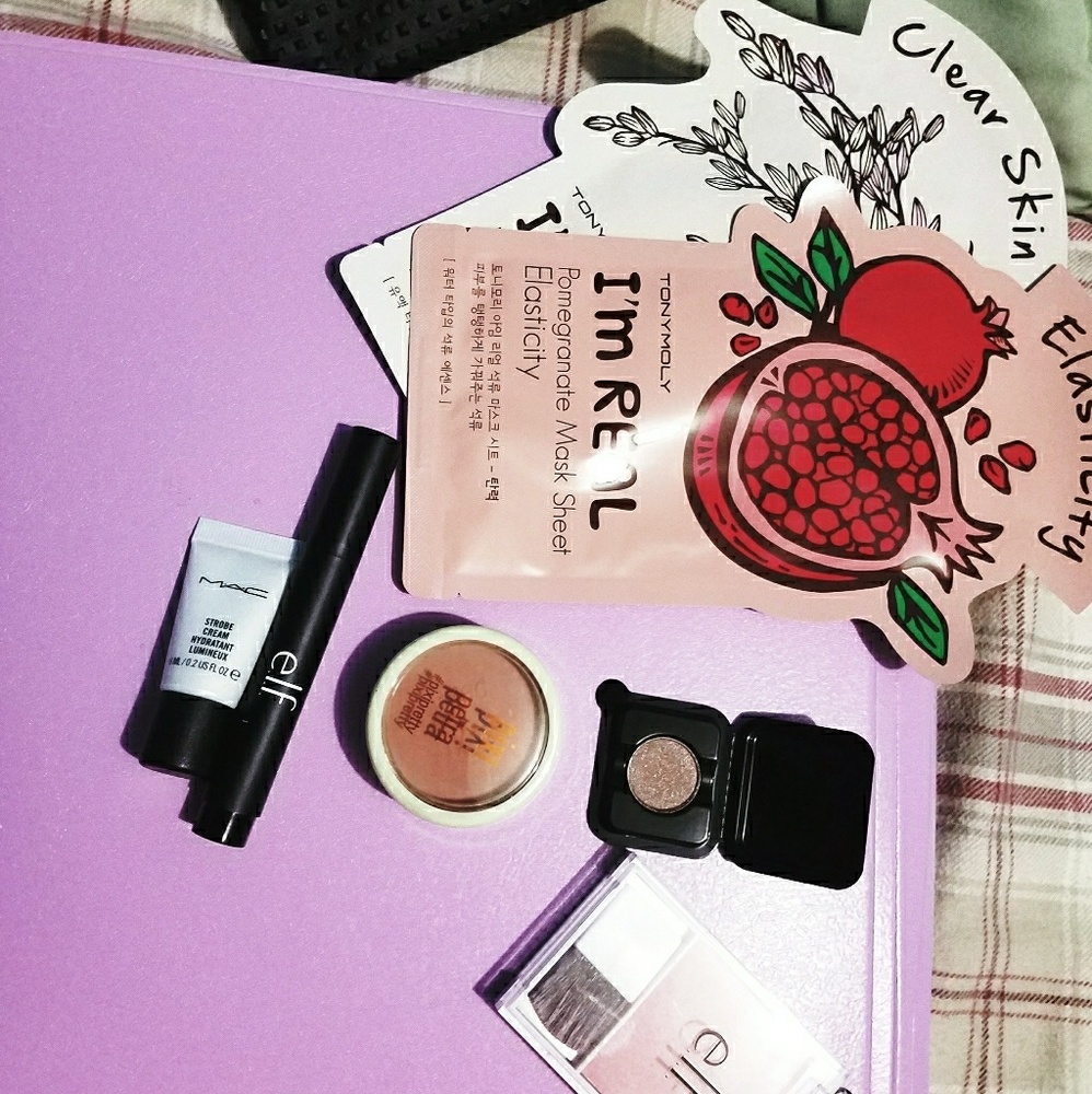 Make up bundle
