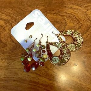 NWT Green and Gold 3-Pack of Earrings