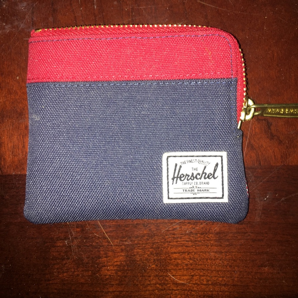 Hershel wallet