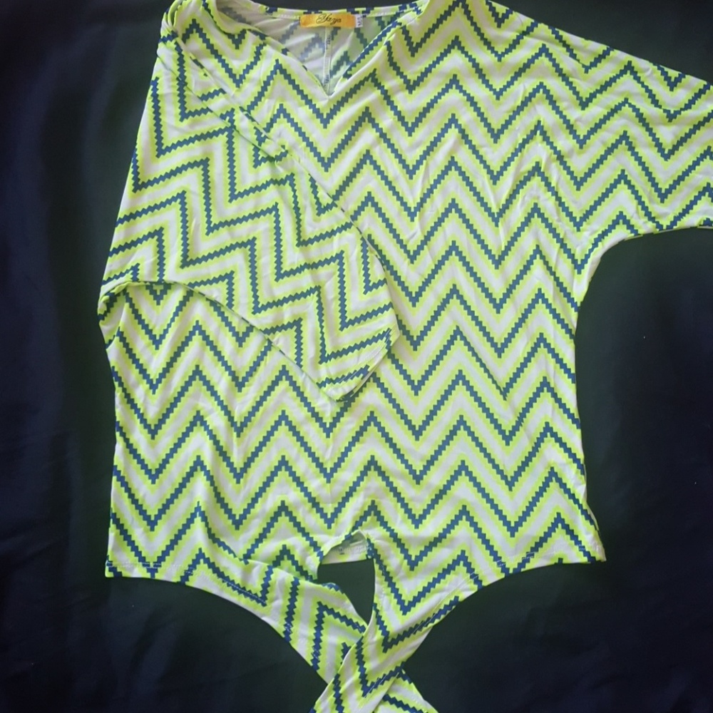 Yellow/Blue ZigZag Patterned Blouse