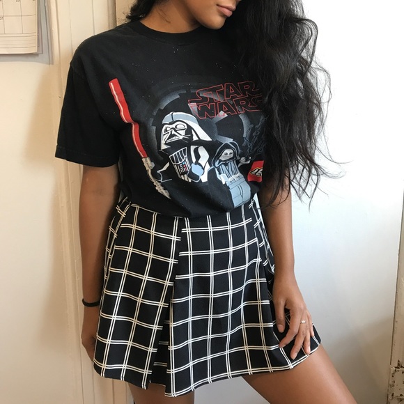 Pleated skirt - Picture 2 of 3