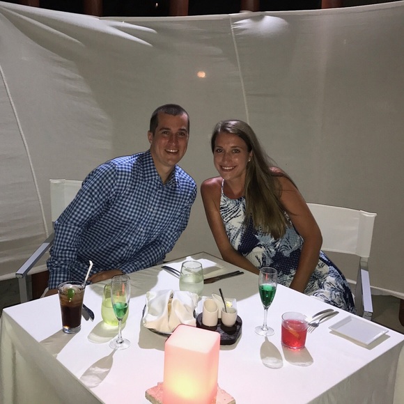 Meet your Posher, Jessica - Picture 1 of 1