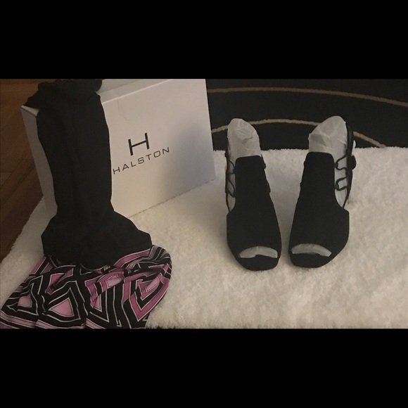 🌺New" Halston Zoe Suede Slingback” - Picture 2 of 7