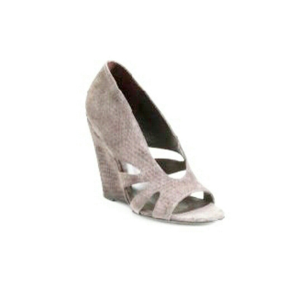 Elizabeth & James Stash Suede Cut Out Wedges Peep