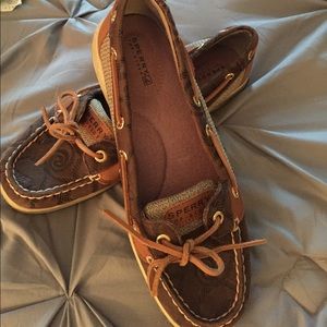 Sperry slip ons- like new
