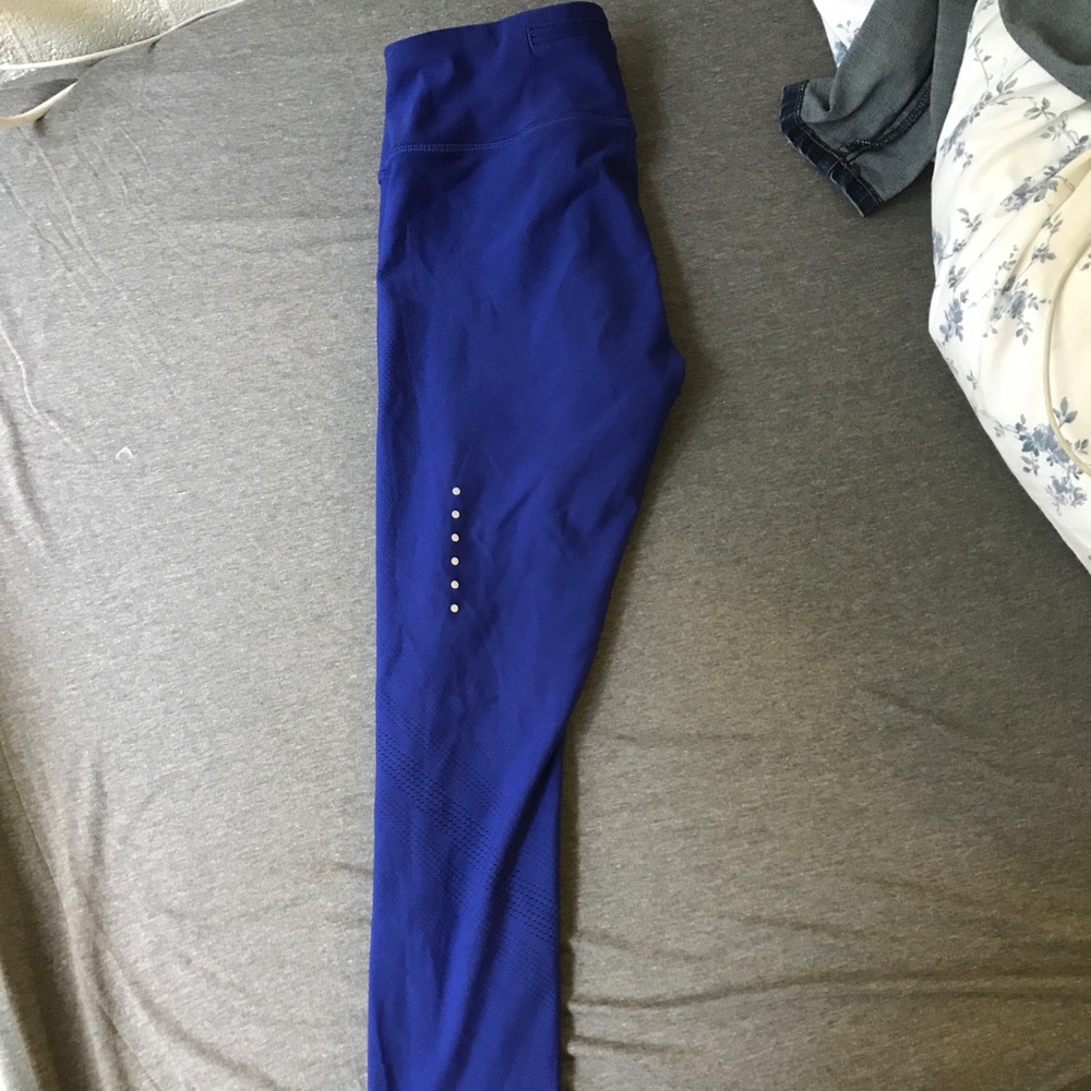 Nike cropped leggings