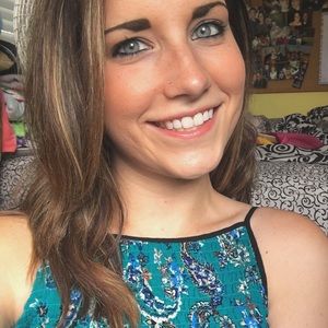 Meet your Posher, Hannah