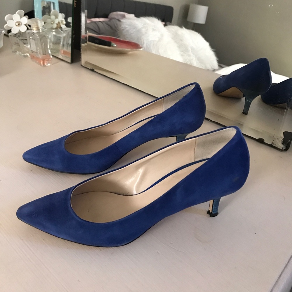 Nine West velvet kitten heels