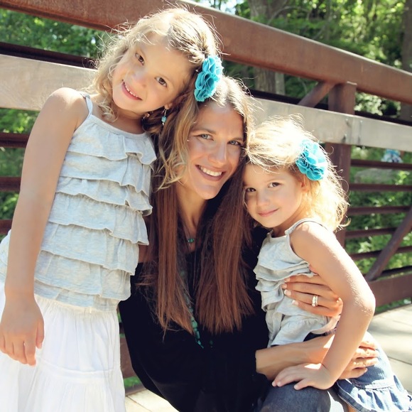 Meet your Posher, Amanda - Picture 1 of 1