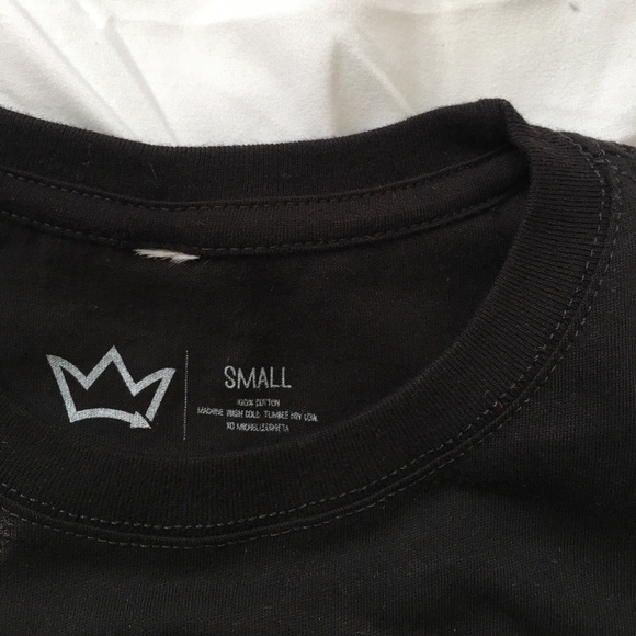 ✨CUSTOM MADE✨ Be the Beauty & the Beast T-Shirt - Picture 4 of 8