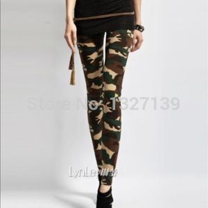 Camo leggings