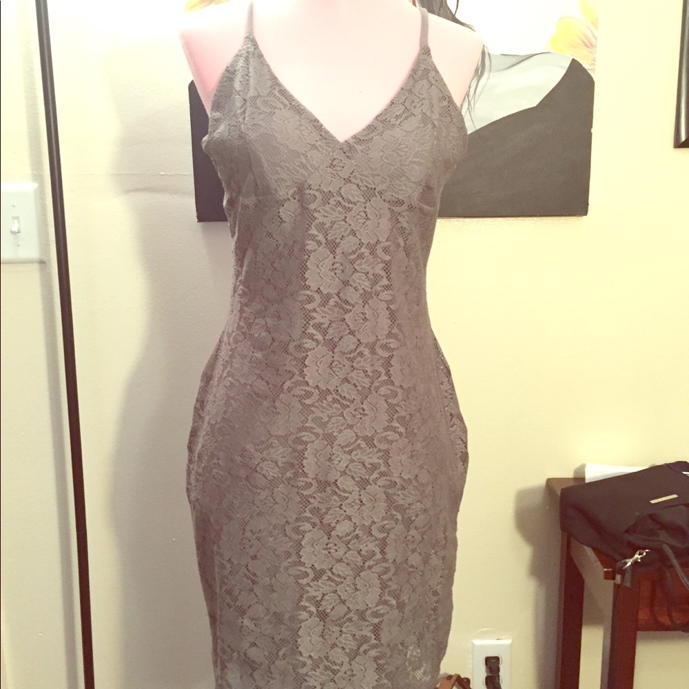 Lace minidress size 2/4 (s/m)