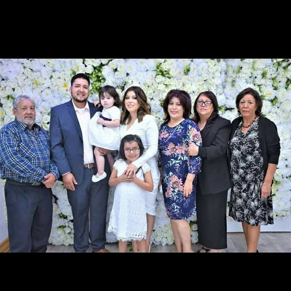 Meet your Posher, Laura