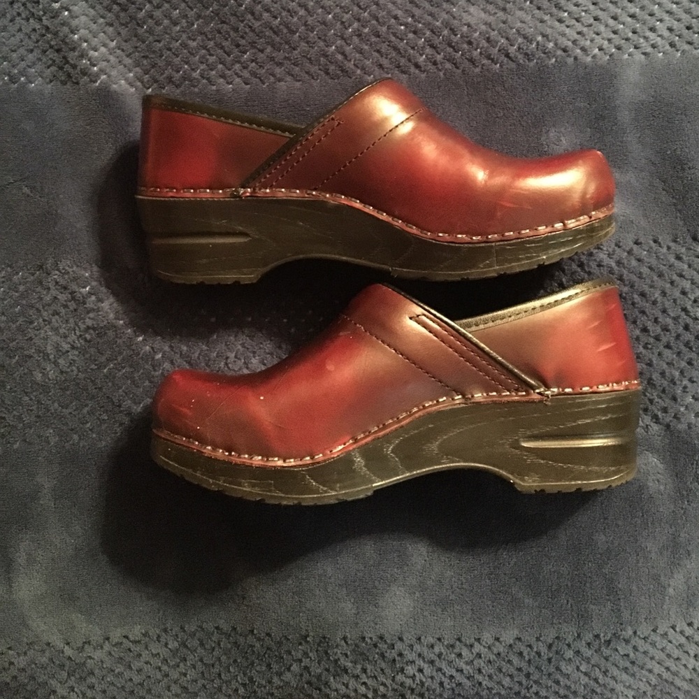 Women's brown Dansko shoes