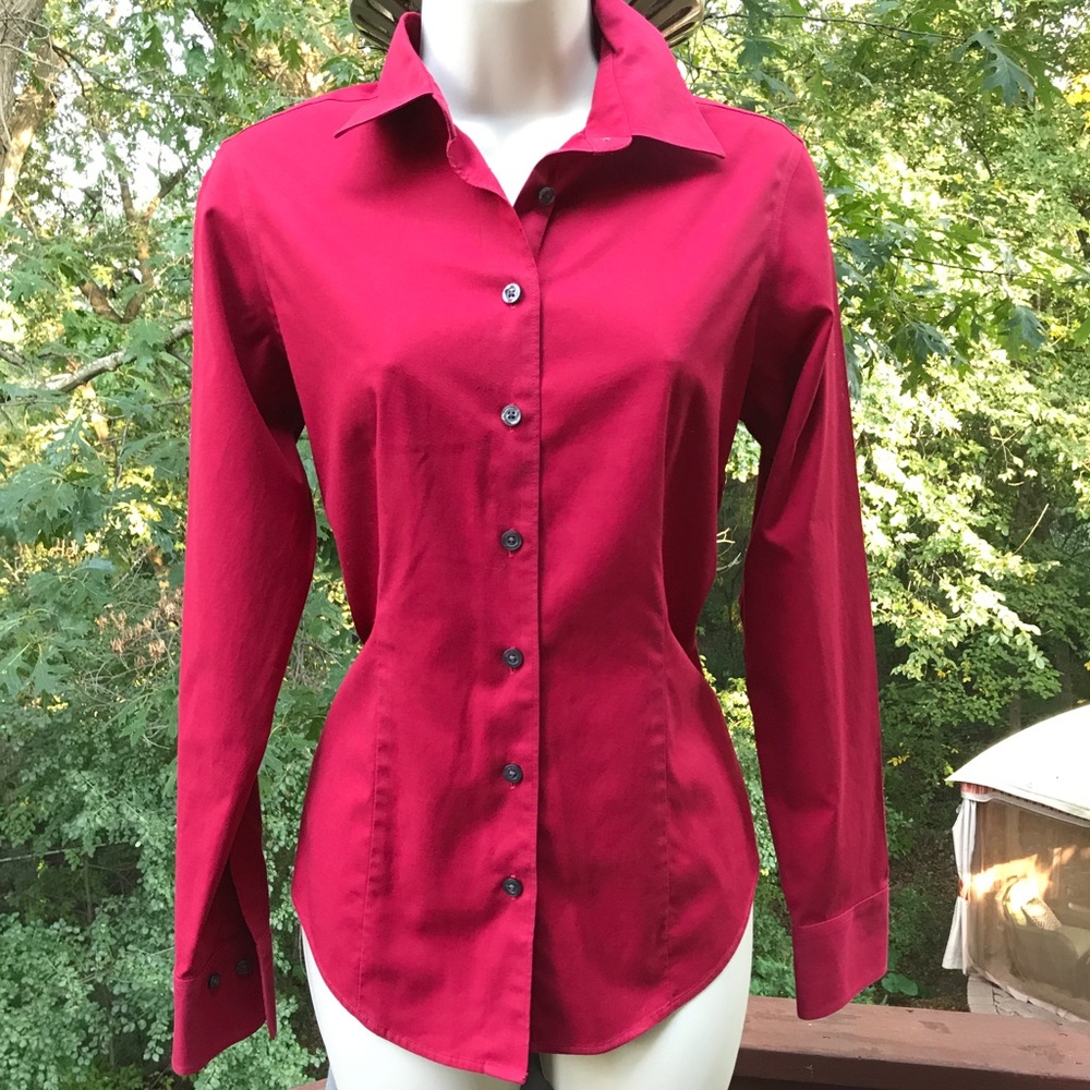 🎊💋SALE💋🎊 Brilliant Red Eddie Bauer Top