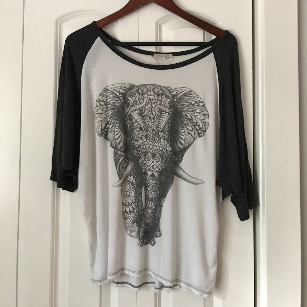 Graphic top