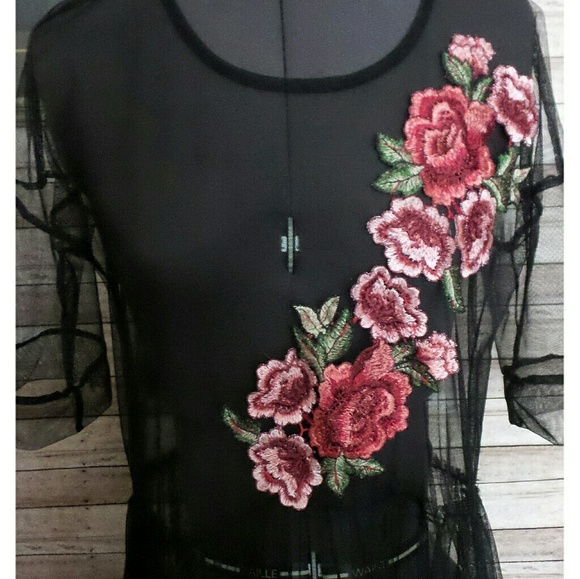 Black midi mesh dress with flower appliques - Picture 4 of 4
